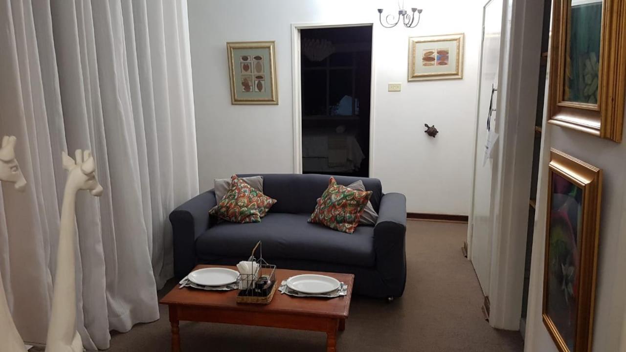 Burnham Road Suite Guest House Bulawayo Luaran gambar