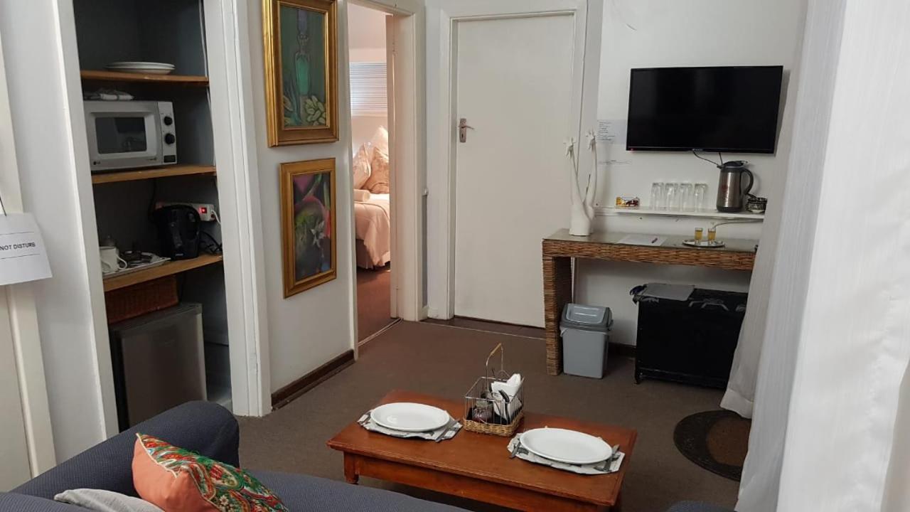 Burnham Road Suite Guest House Bulawayo Luaran gambar
